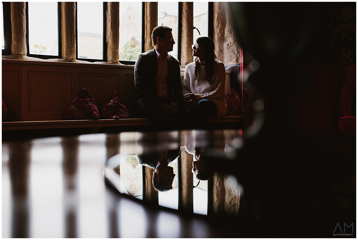 refection o bride and groom