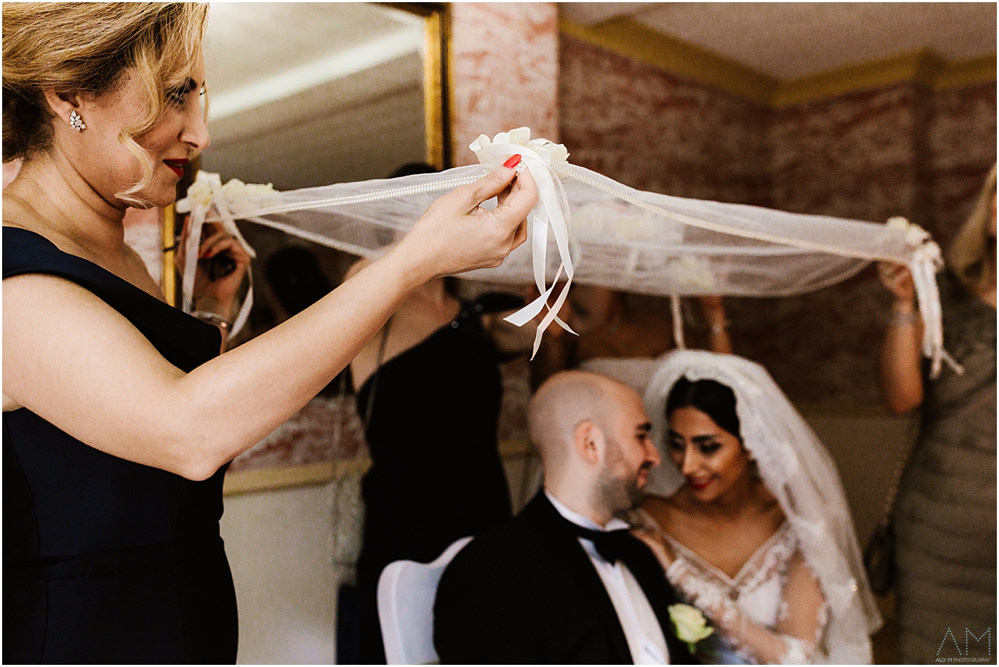 traditional iranian wedding ceremony
