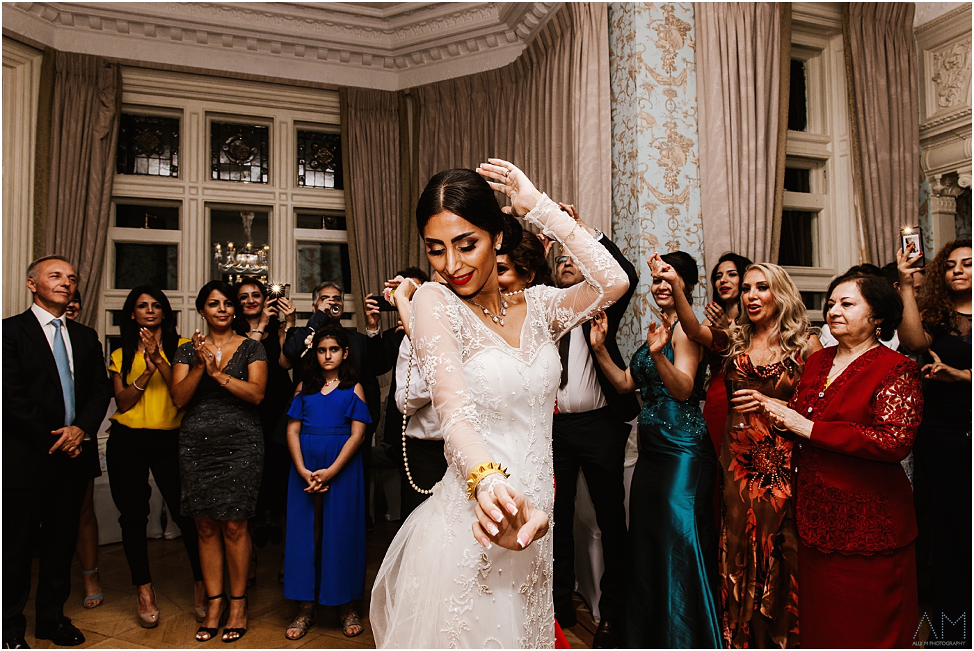 iranian bride dancing