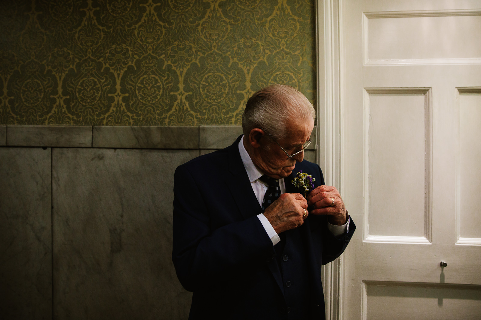 Grandad turns up at brides hotel room