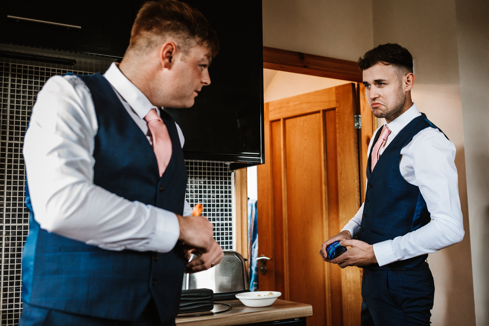 Groom getting ready at Hyde bank farm