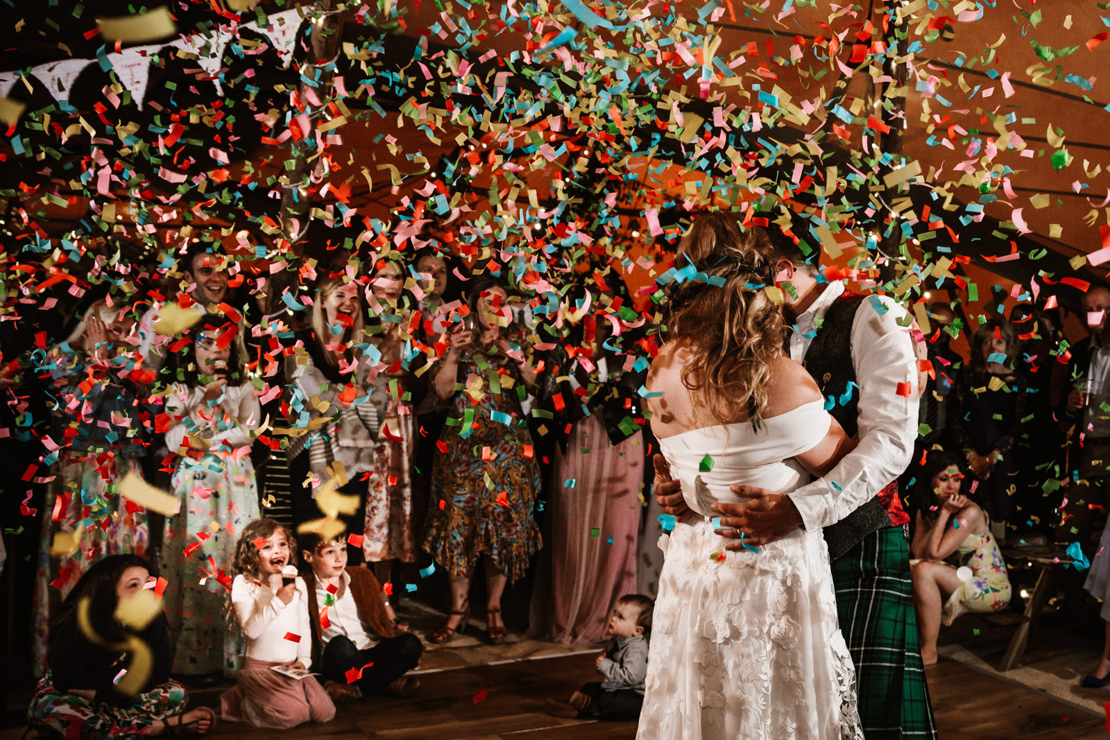 Confetti cannon