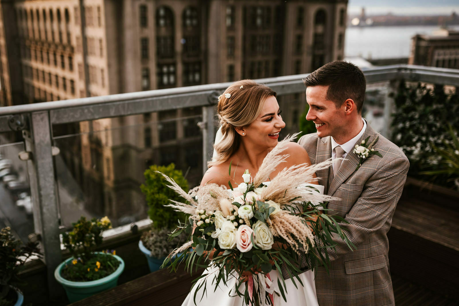 Oh me oh my wedding photographer