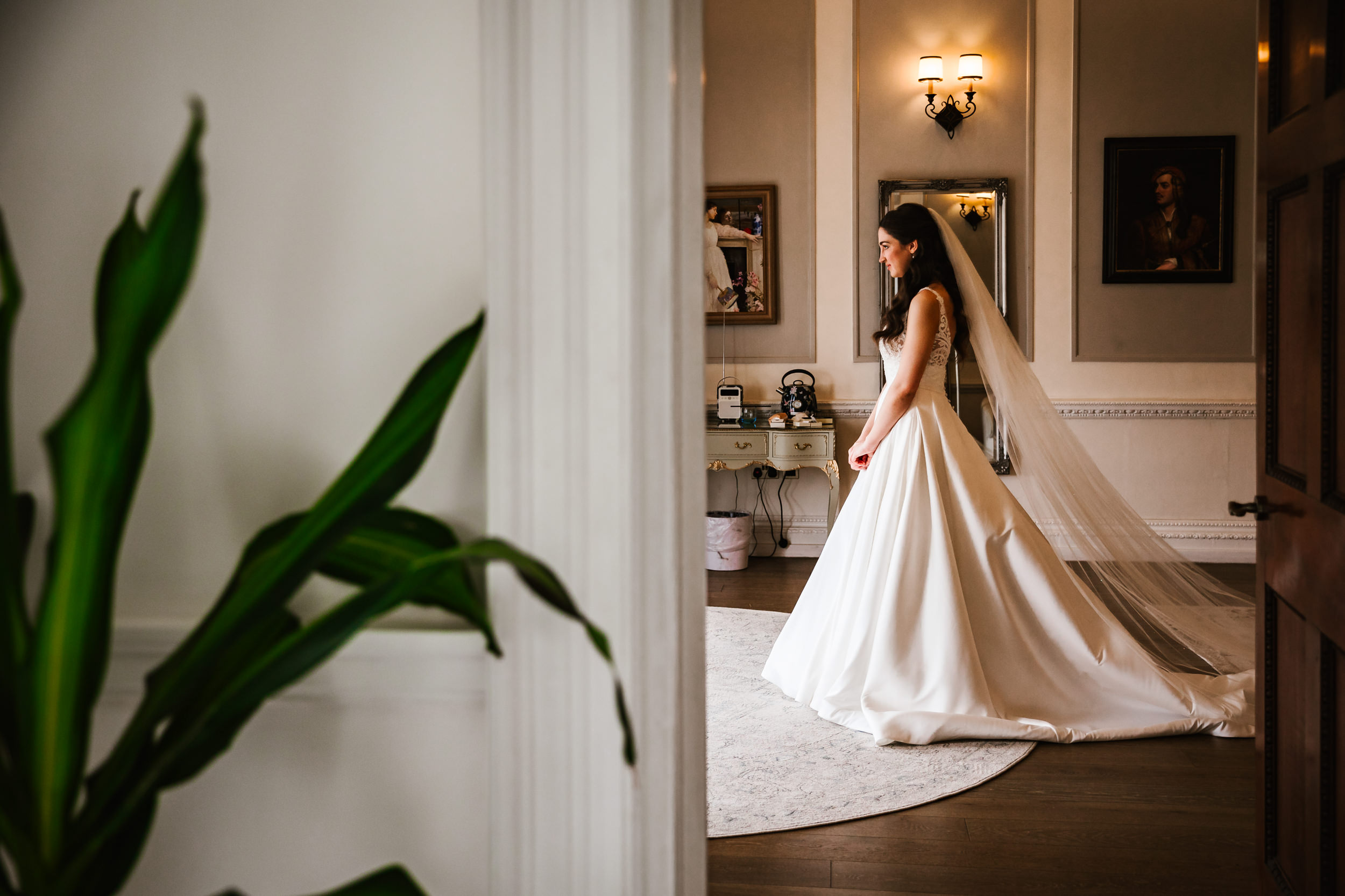 Landing 32 Full screen wedding image